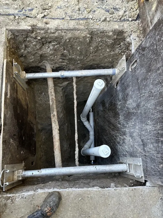Experienced plumber completing Drain Cleaning work in South Portland